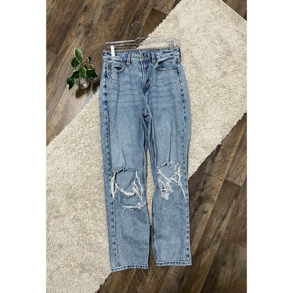 American Eagle 4 Regular Distressed Retro Mom Straight High Rise Ankle Jeans - Picture 1 of 7